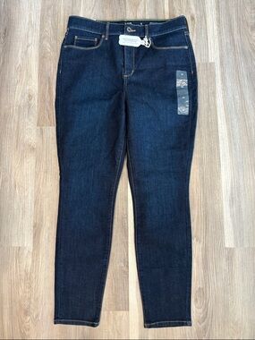 Eddie Bauer Women’s Voyager Mid Rise Skinny Jeans